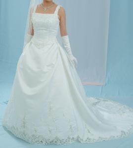 (BFL1726IV) Elaborate Ivory Tank Style Bridal Gown 