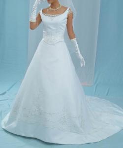 (BCZAE0031WT) Elegant 2-Piece White Embroidered Tulle Bridal Gown  